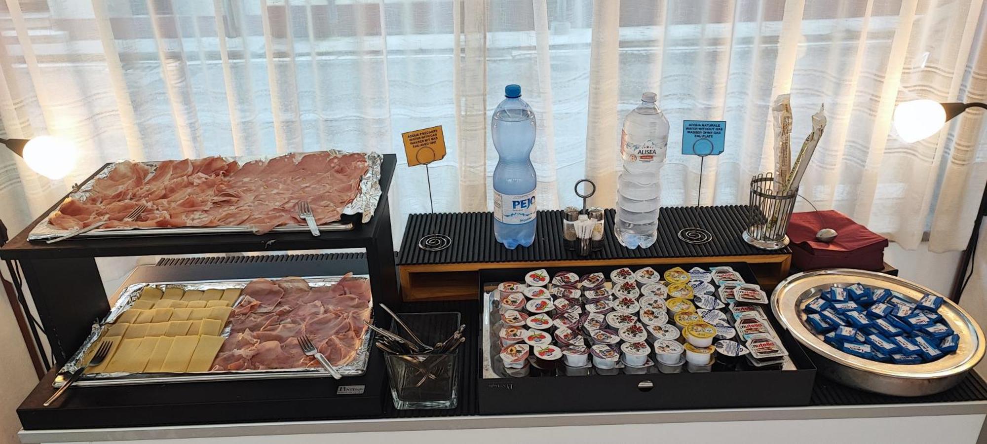Hotel Stella D'Oro Спилимберго Екстериор снимка