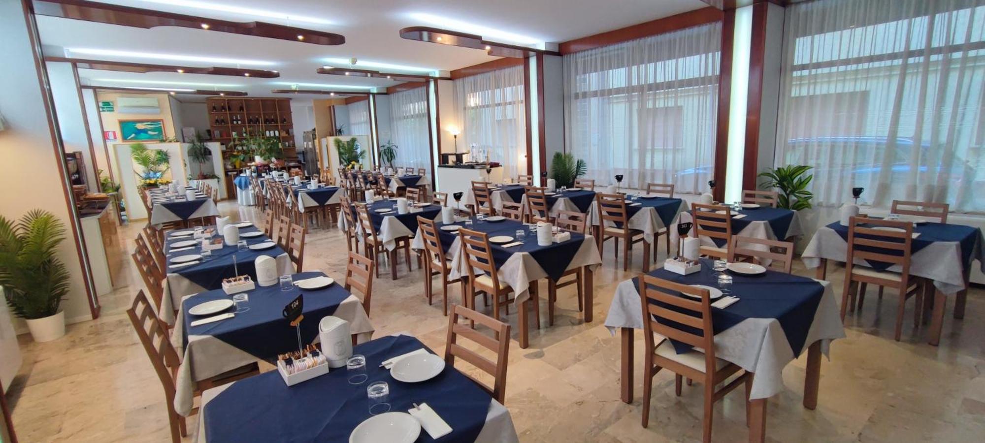 Hotel Stella D'Oro Спилимберго Екстериор снимка